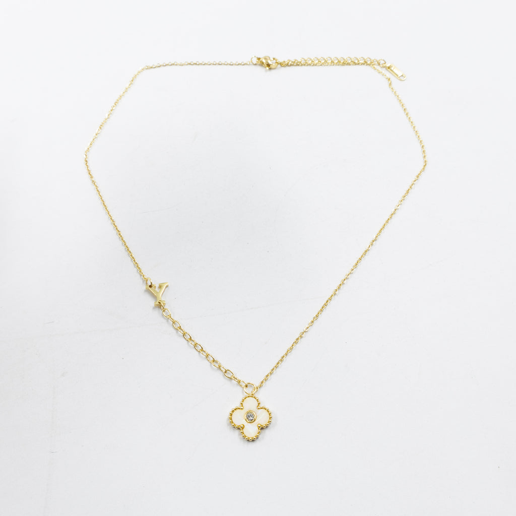 Collar de Dije de Trebol y letra Y, Z M7 Oro Laminado
