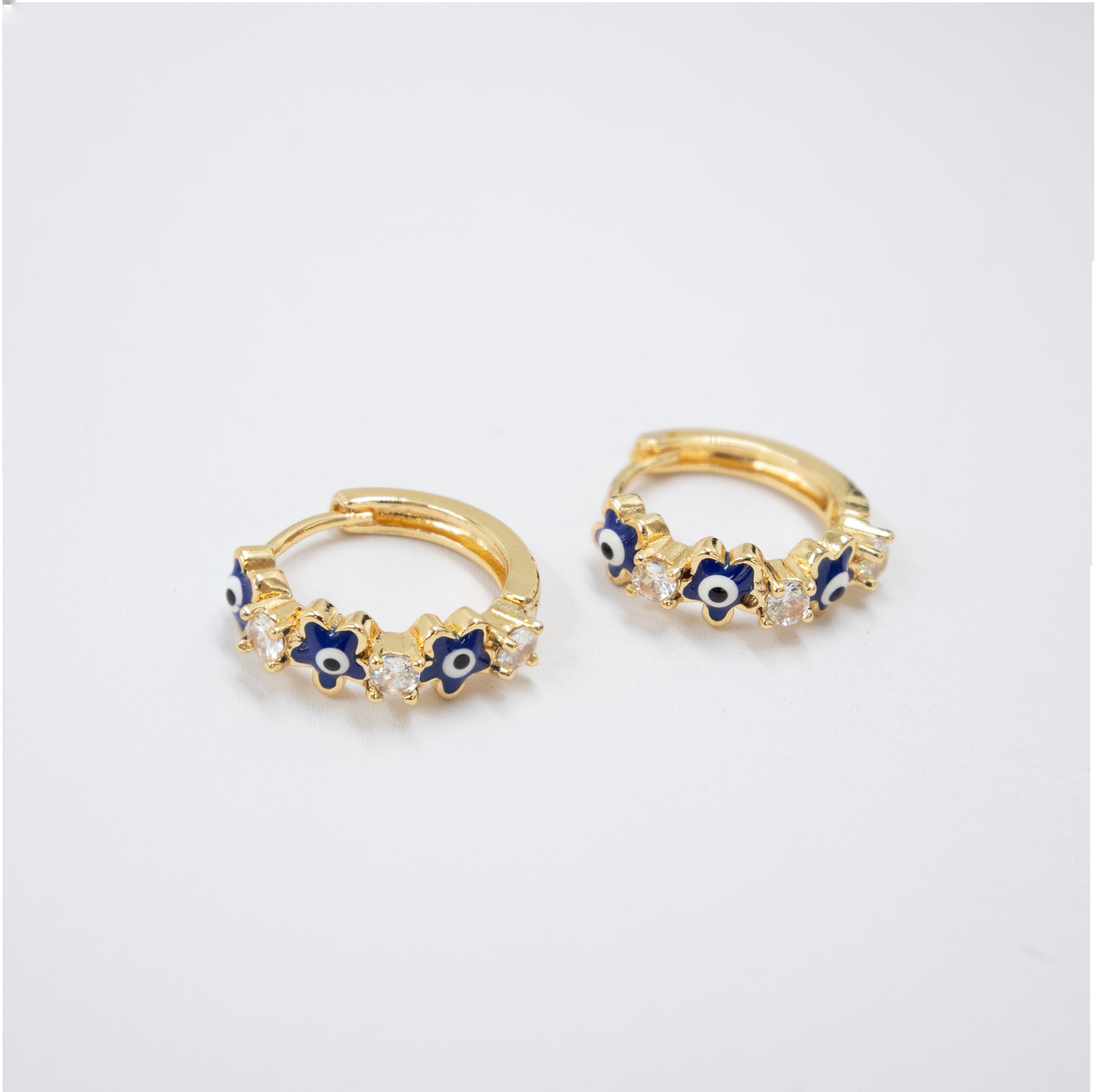 Arete Dorado de Ojo Turco con Piedras M3 Oro Laminado