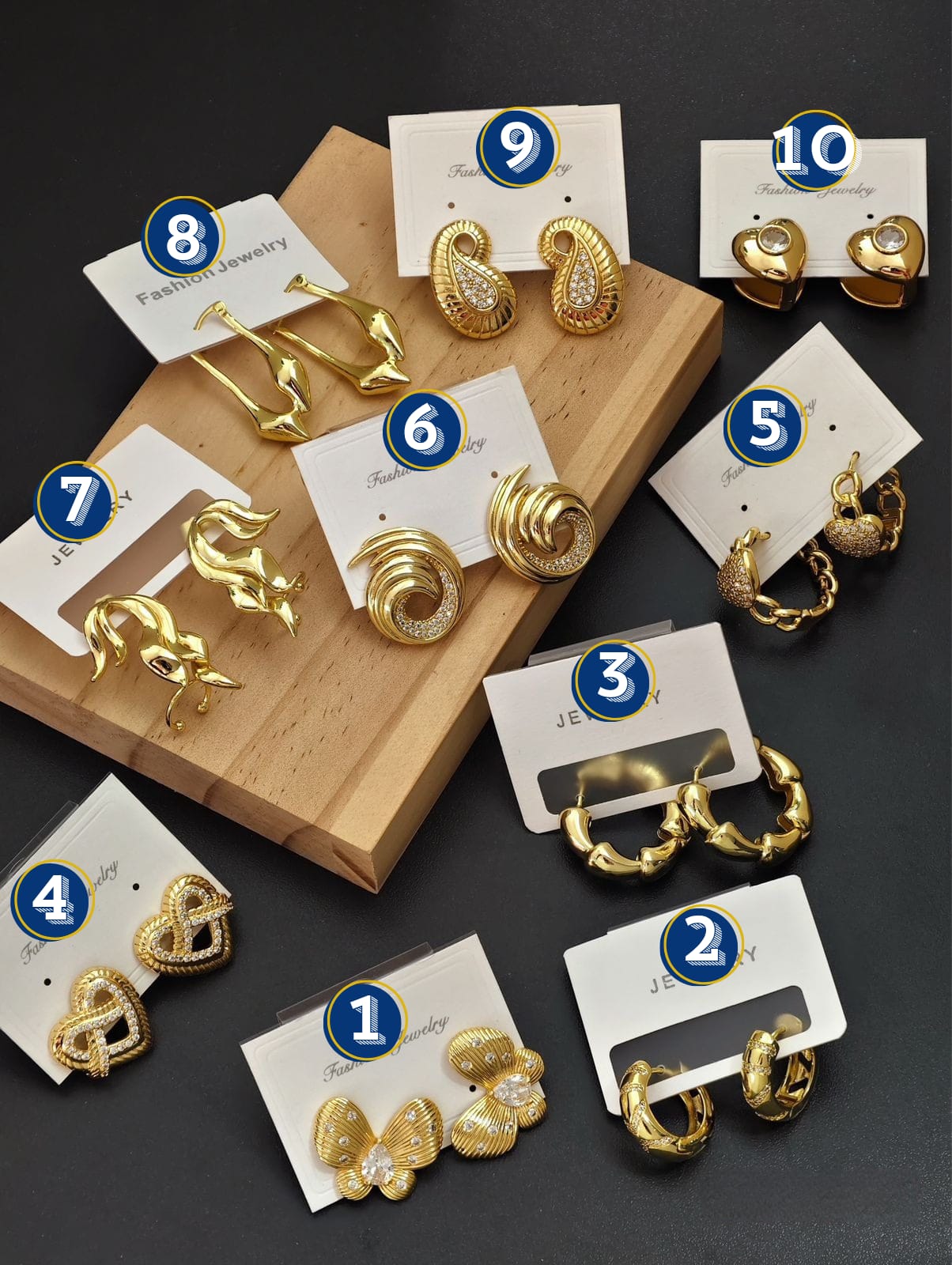 Aretes Dorados Elegantes M2 Oro Laminado