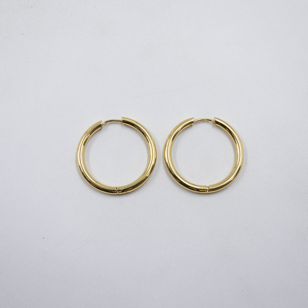 Aretes Dorados Chicos M7 Oro Laminado