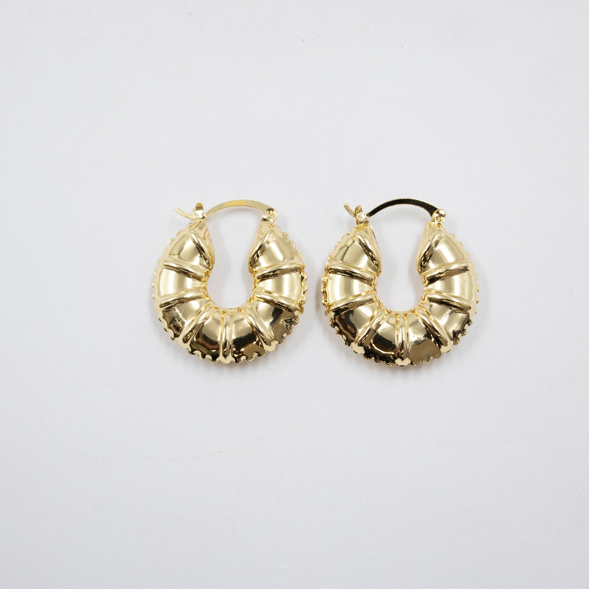 Aretes Dorados M1 Oro Laminado