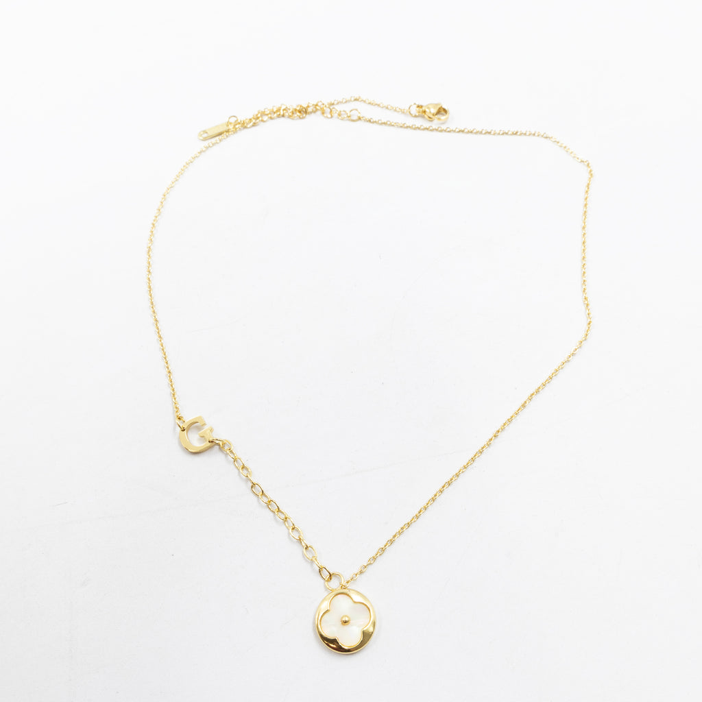 Collares Dorados con dijes de letra G,I,J y dije de Trebol M3 Oro Laminado