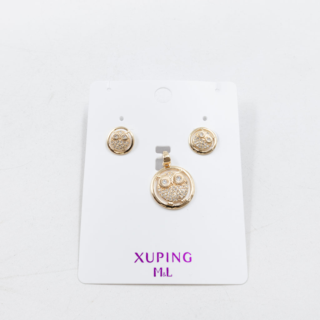 Conjunto de de Aretes y Dije M8 Oro Laminado