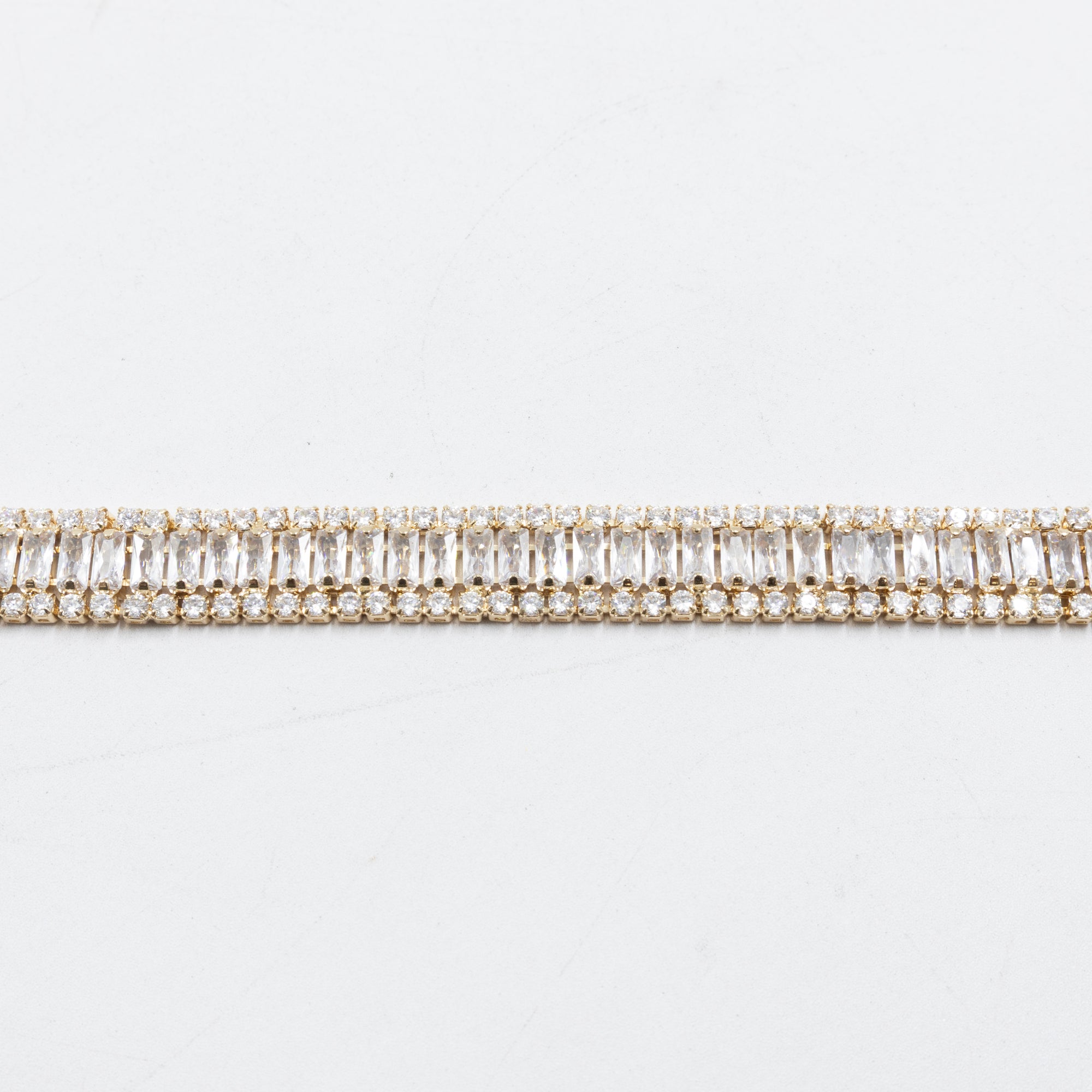 Pulseras Doradas con Piedras M12 Oro Laminado
