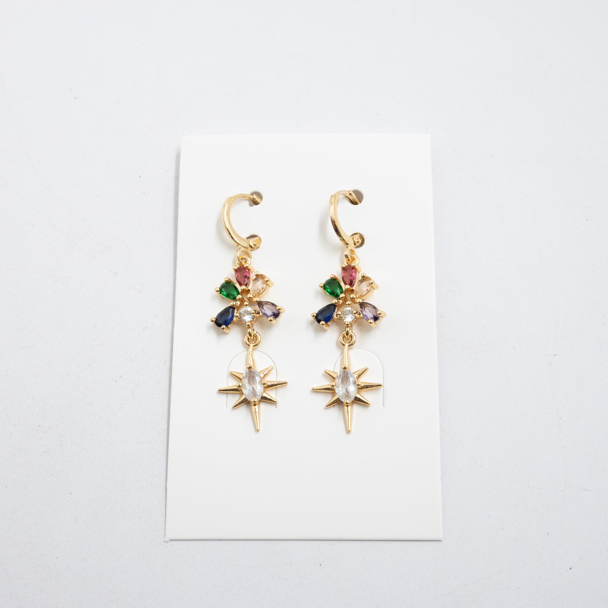 Aretes Largos Dorados con piedras M4 Oro Laminado