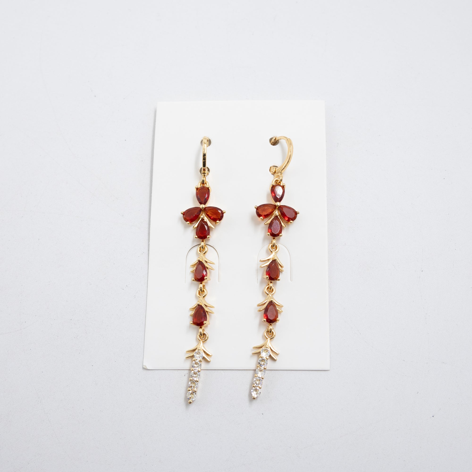 Aretes Largos Dorados con piedras M5 Oro Laminado