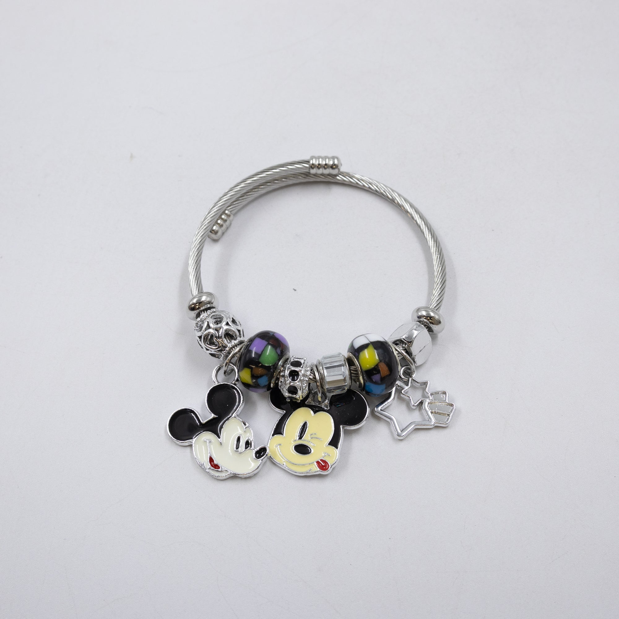 Pulsera tipo Pandora Plateados M7 Oro Laminado