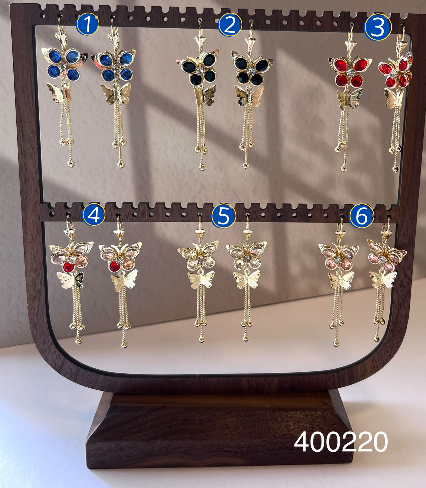 [13/AGOSTO/26] Aretes Largos Dorados M3 Oro Laminado