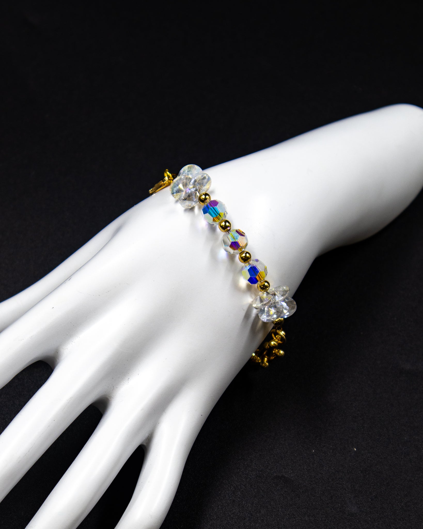 Pulsera con dijes tornasol - M1 Oro Laminado