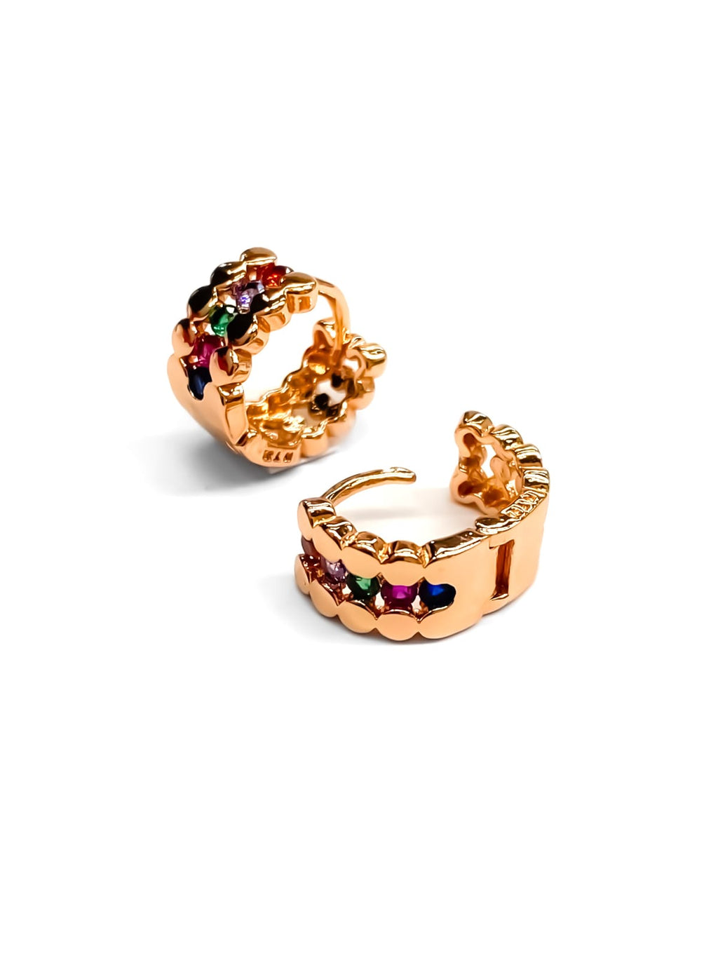 ARETES HUGGIES M10 - ORO LAMINADO