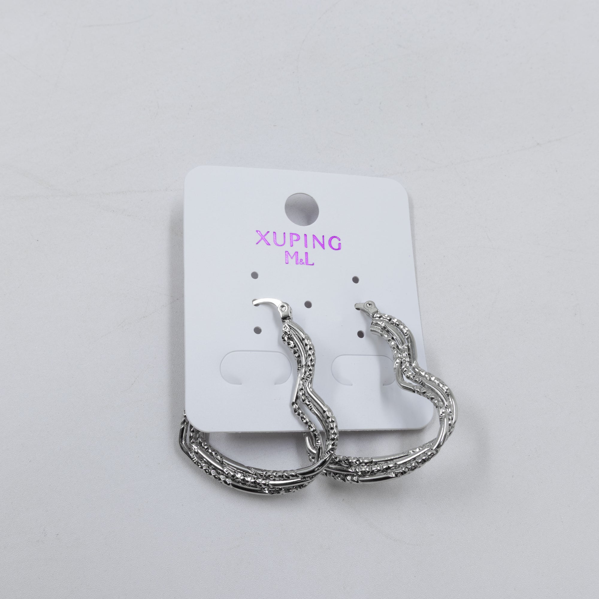 Aretes Plateados de Broche M15 Oro Laminado