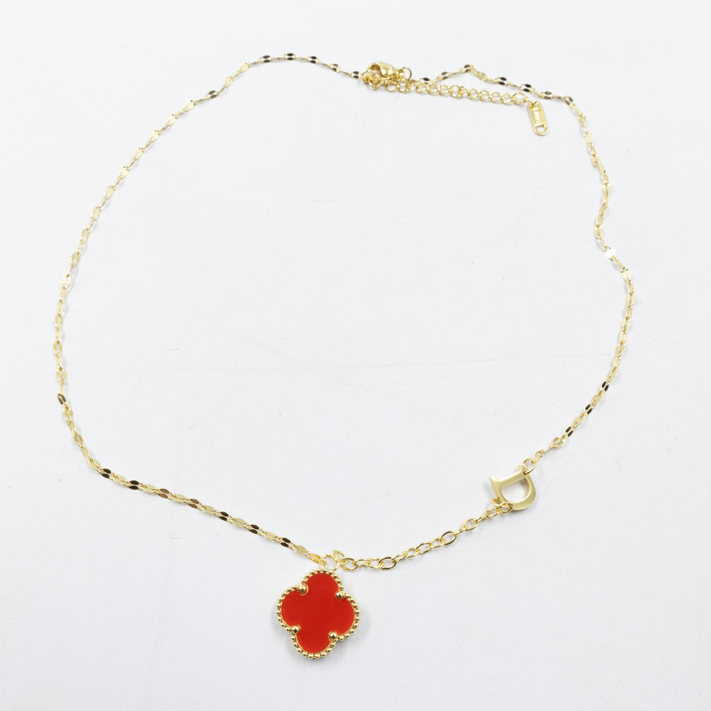 Collares Dorados con dijes de letra D, E ,F y dije de trebol M2 Oro Laminado
