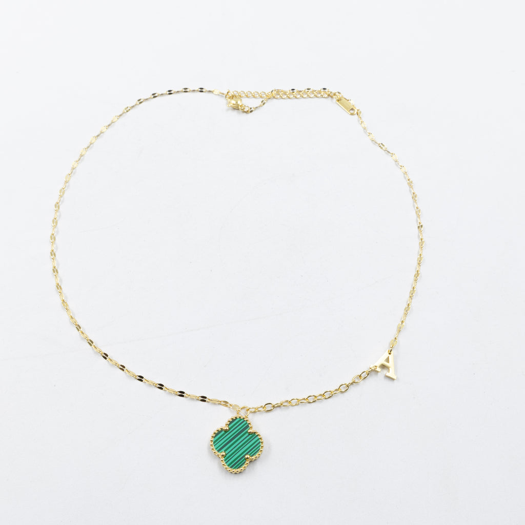 Collares Dorados con dijes de letra A, B, C y de Trebol M1 Oro Laminado