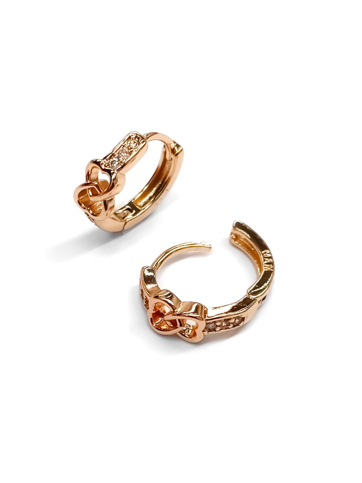 ARETES HUGGIES M9 - ORO LAMINADO