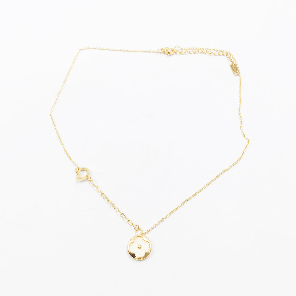 Collares Dorados con dijes de letra D,E,F y dije de Trebol M2 Oro Laminado