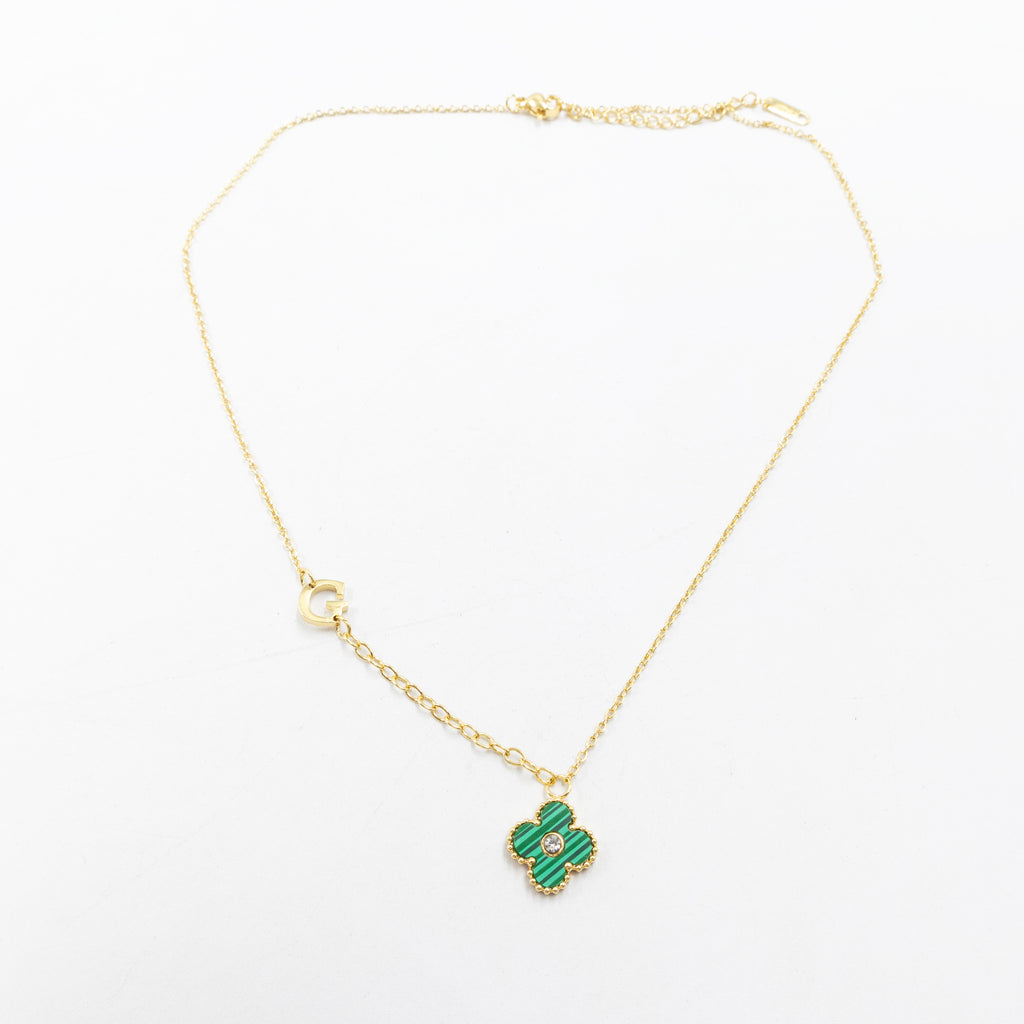 Collar de Dije de Trebol y letra G,I,J M3 Oro Laminado