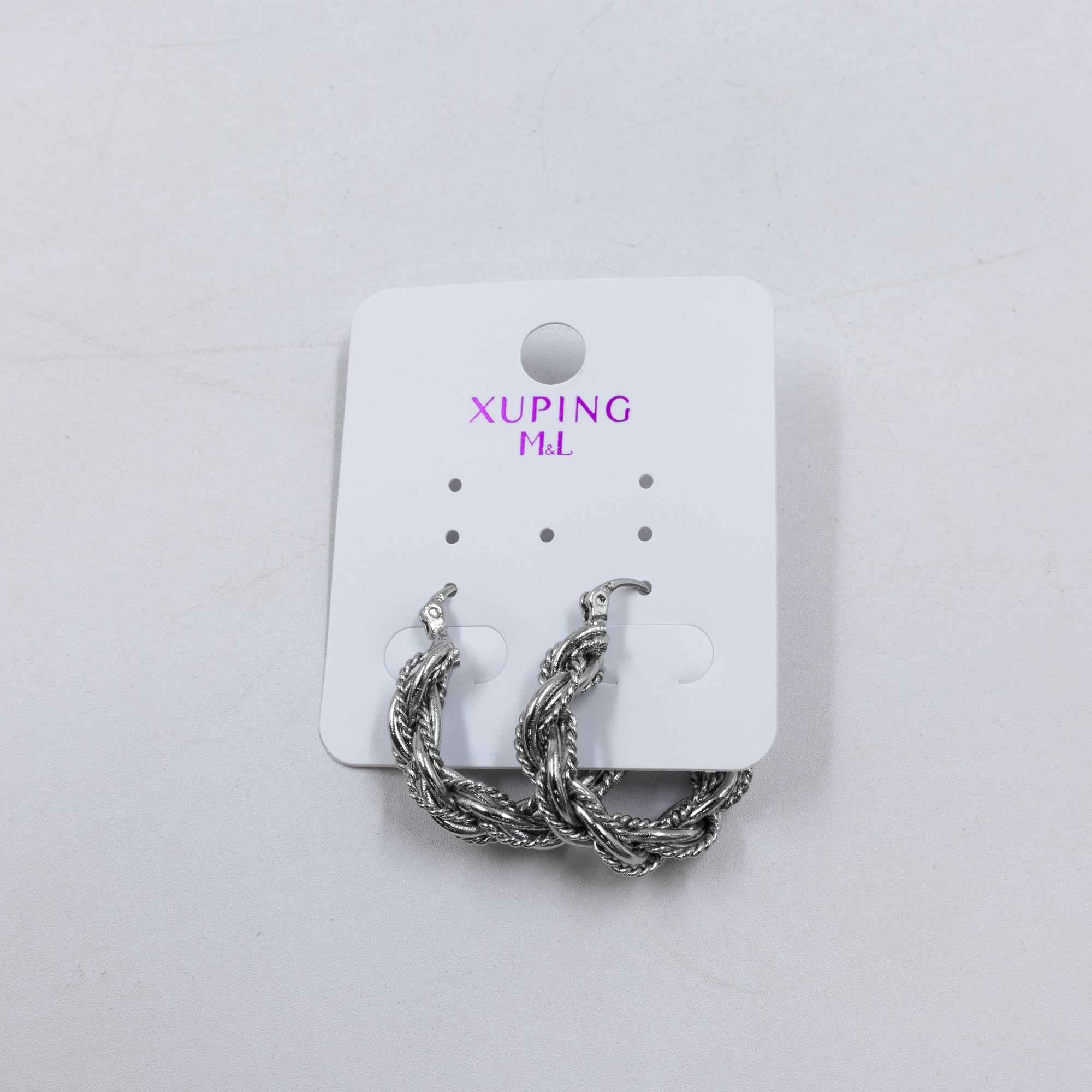 Aretes Plateados de Broche M16 Oro Laminado