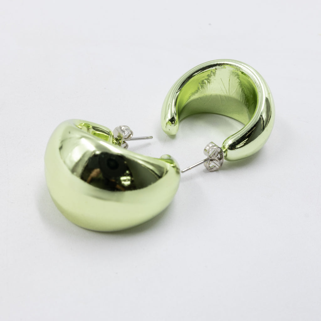 Aretes Diferentes colores 26/05/26 M4 Oro Laminado