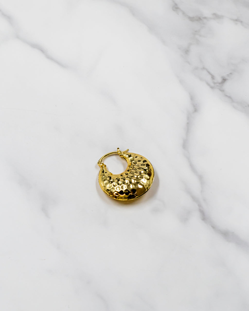 Aretes tipo canasta - M1 Oro Laminado