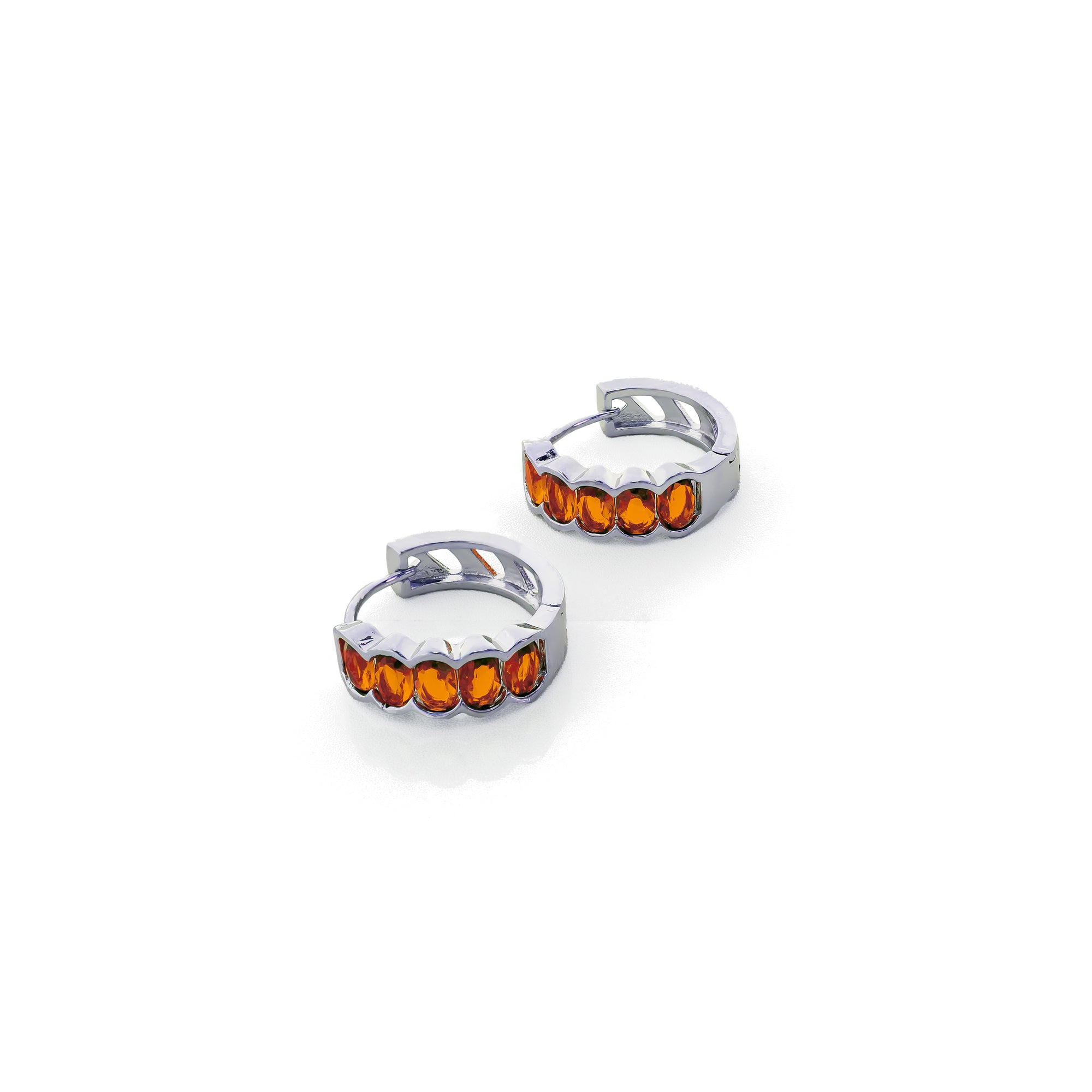 Aretes Plateados Huggies con Piedras Diferentes Colores M16 Oro Laminado