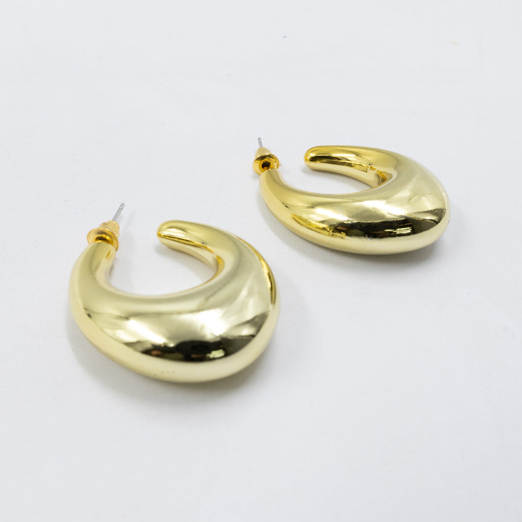 Aretes Dorados Diferentes Diseños 26/05/26 M1 Oro Laminado