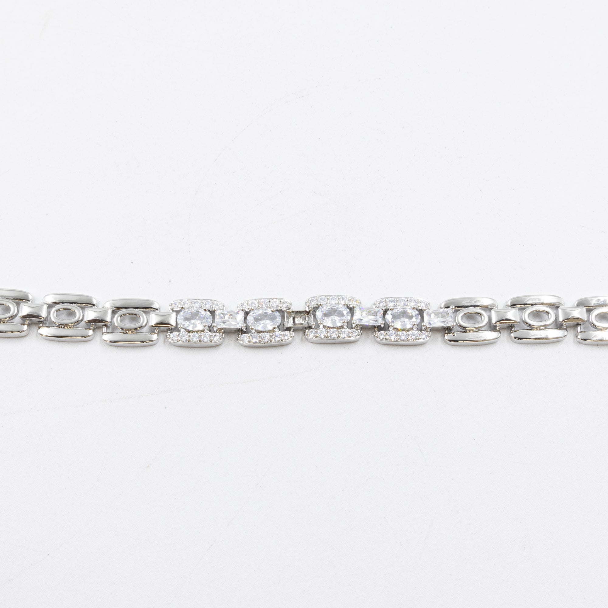 Cadenas de Pulseras Plateadas con Piedras M9 Oro Laminado