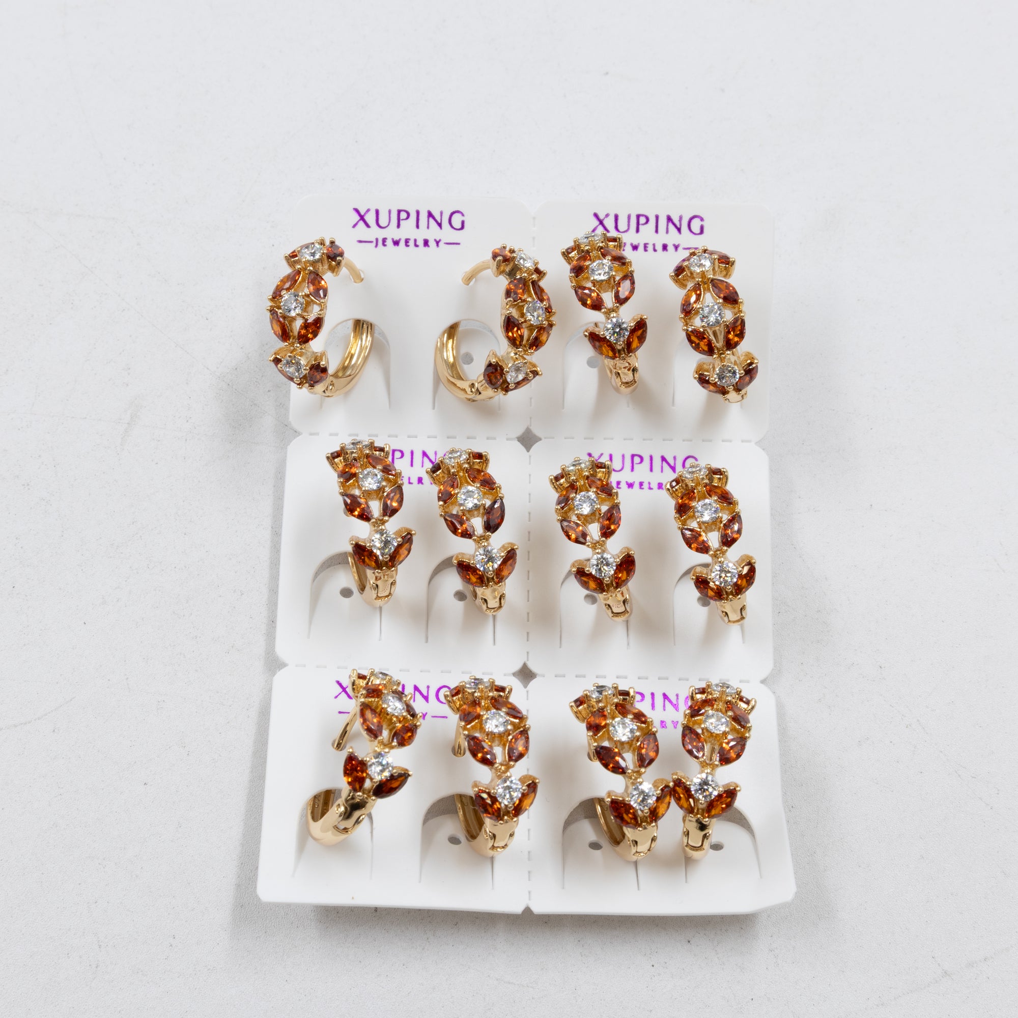 Paquete de 6 pares de Aretes Xuping Dorado M2 Oro Laminado