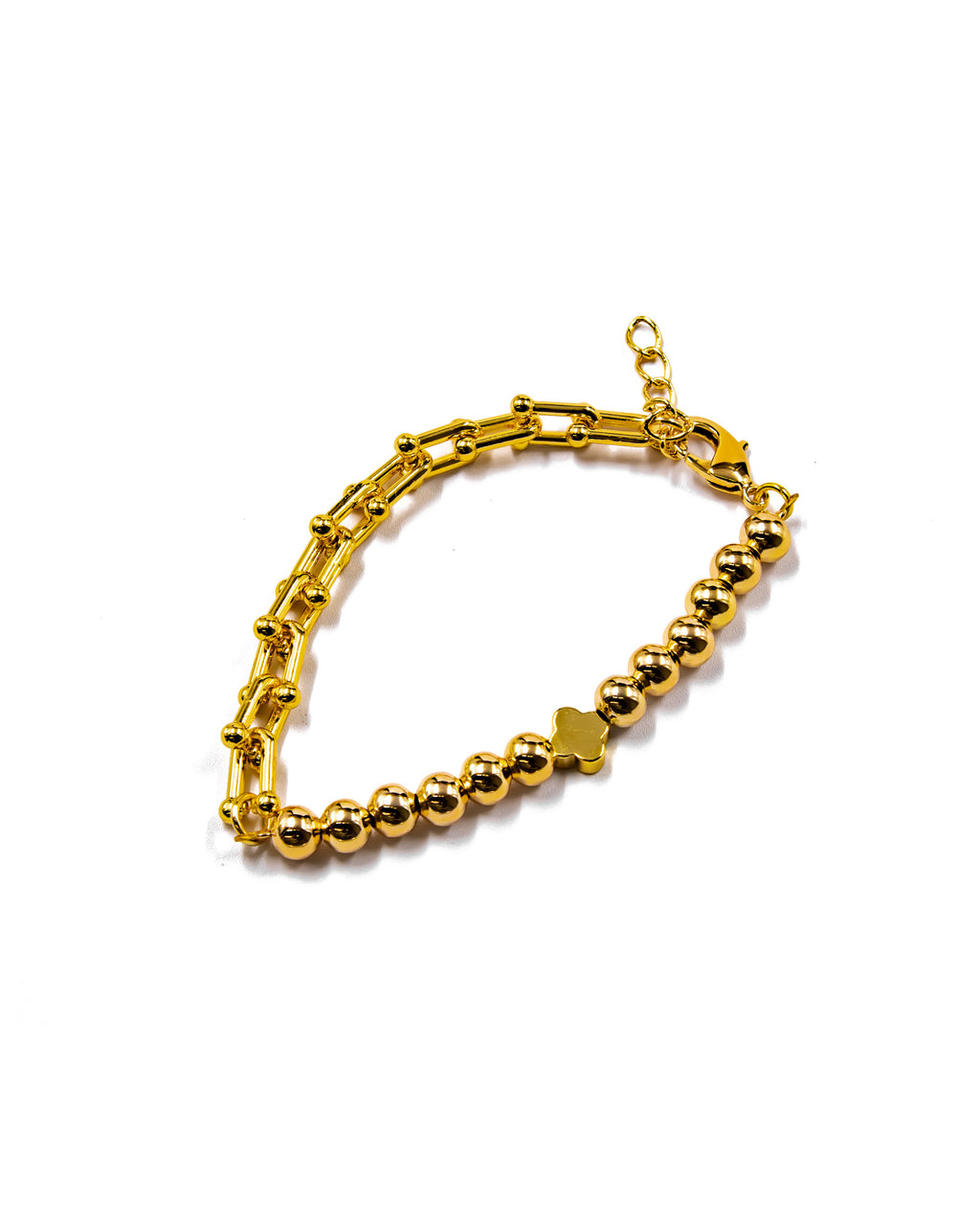 Pulsera Dorada con cuentas y dije - M2 Oro Laminado