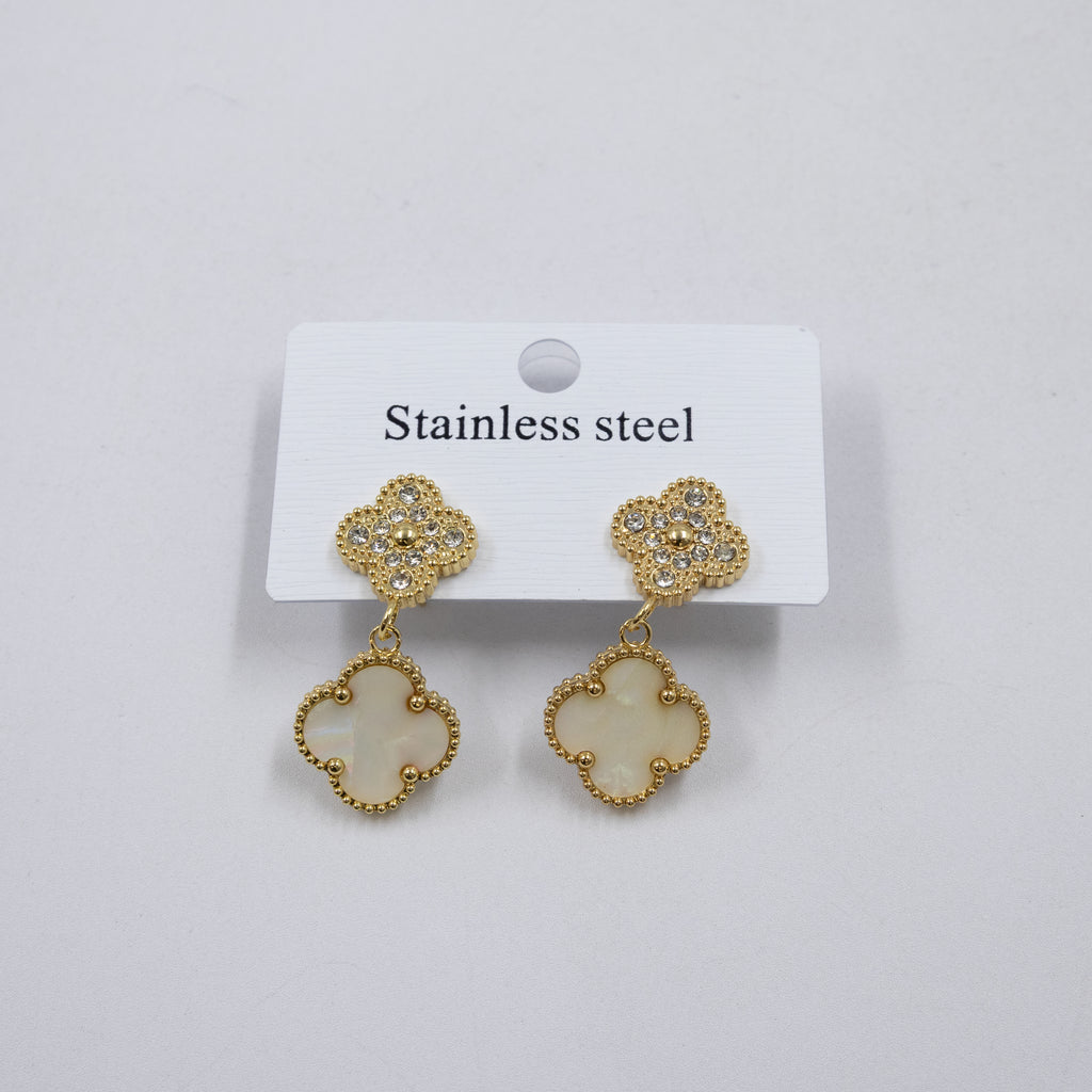 Aretes Dorados de Trebol M3 Oro Laminado