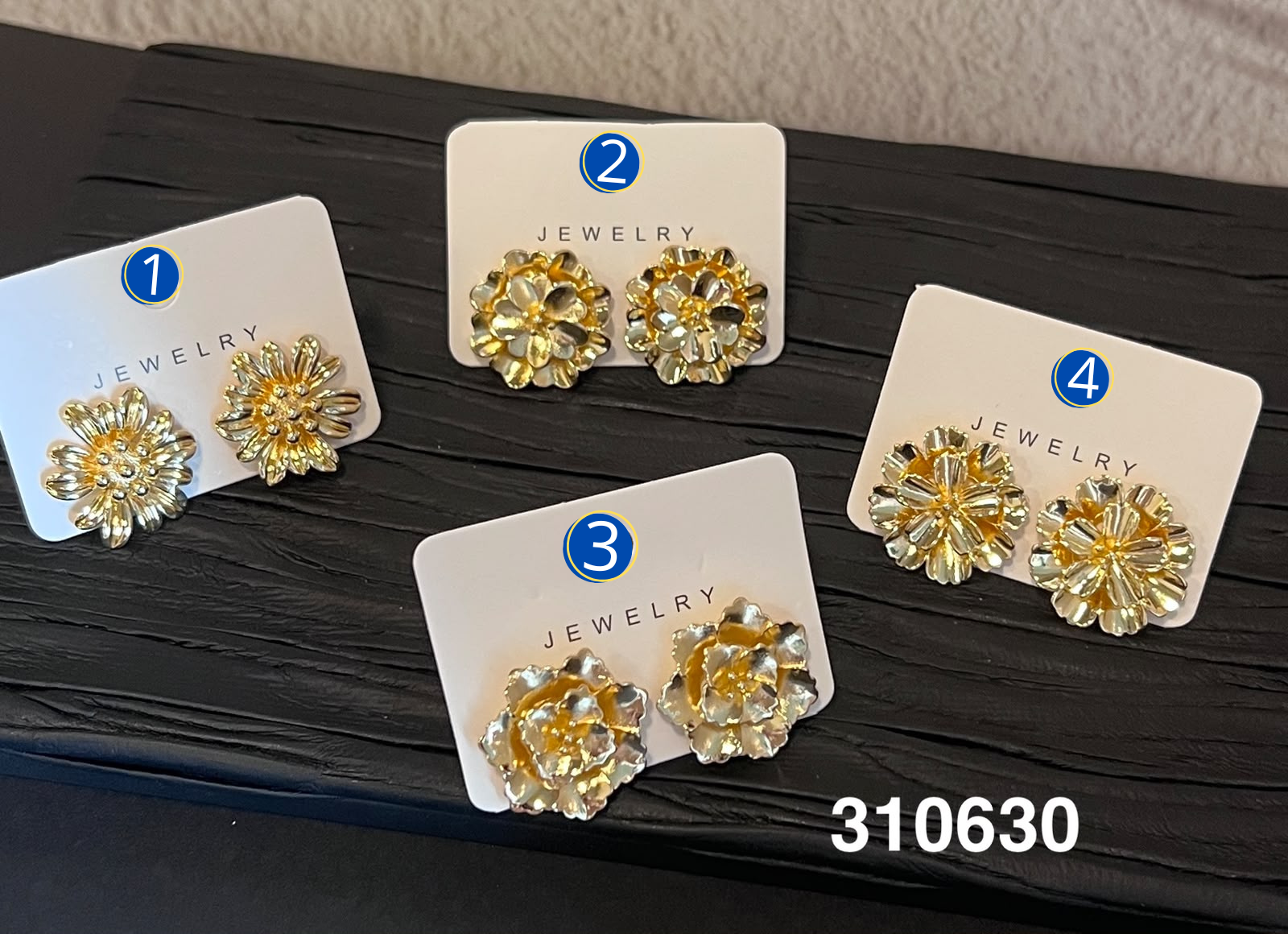 [13/AGOSTO/26] Aretes Dorados M1 Oro Laminado