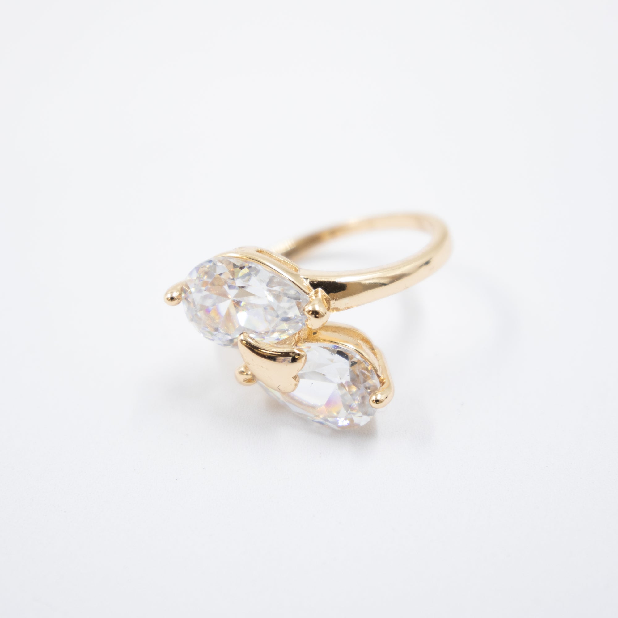 Anillos Dorados Xuping con Piedras M1 Oro Laminado