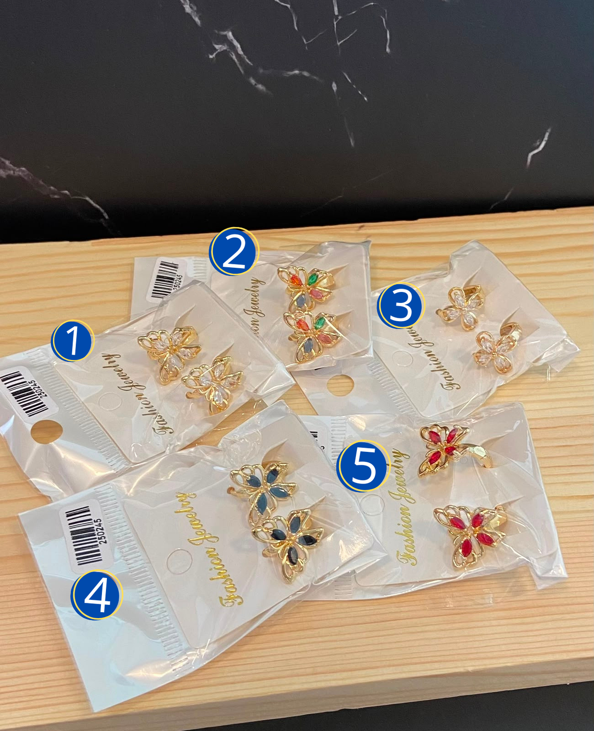 [12/SEPTIEMBRE/26] Aretes Dorados Huggies M5 Oro Laminado