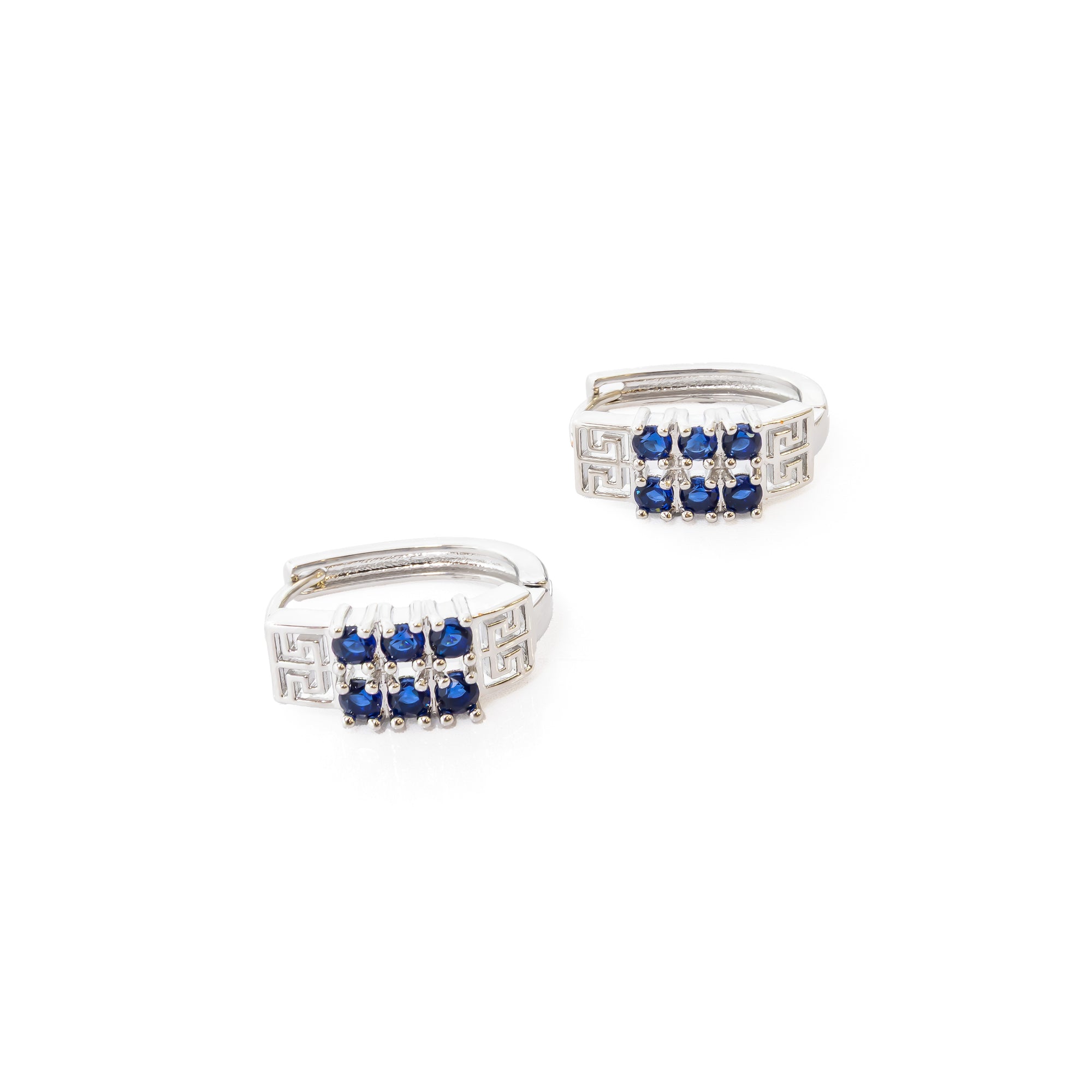 Aretes Plateados Huggies con Piedras Diferentes Colores M17 Oro Laminado
