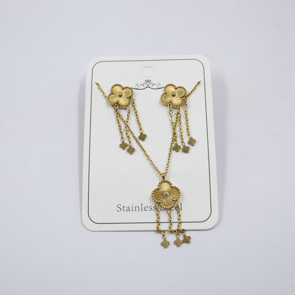 Conjunto Dorado de Trebol M1 Oro Laminado