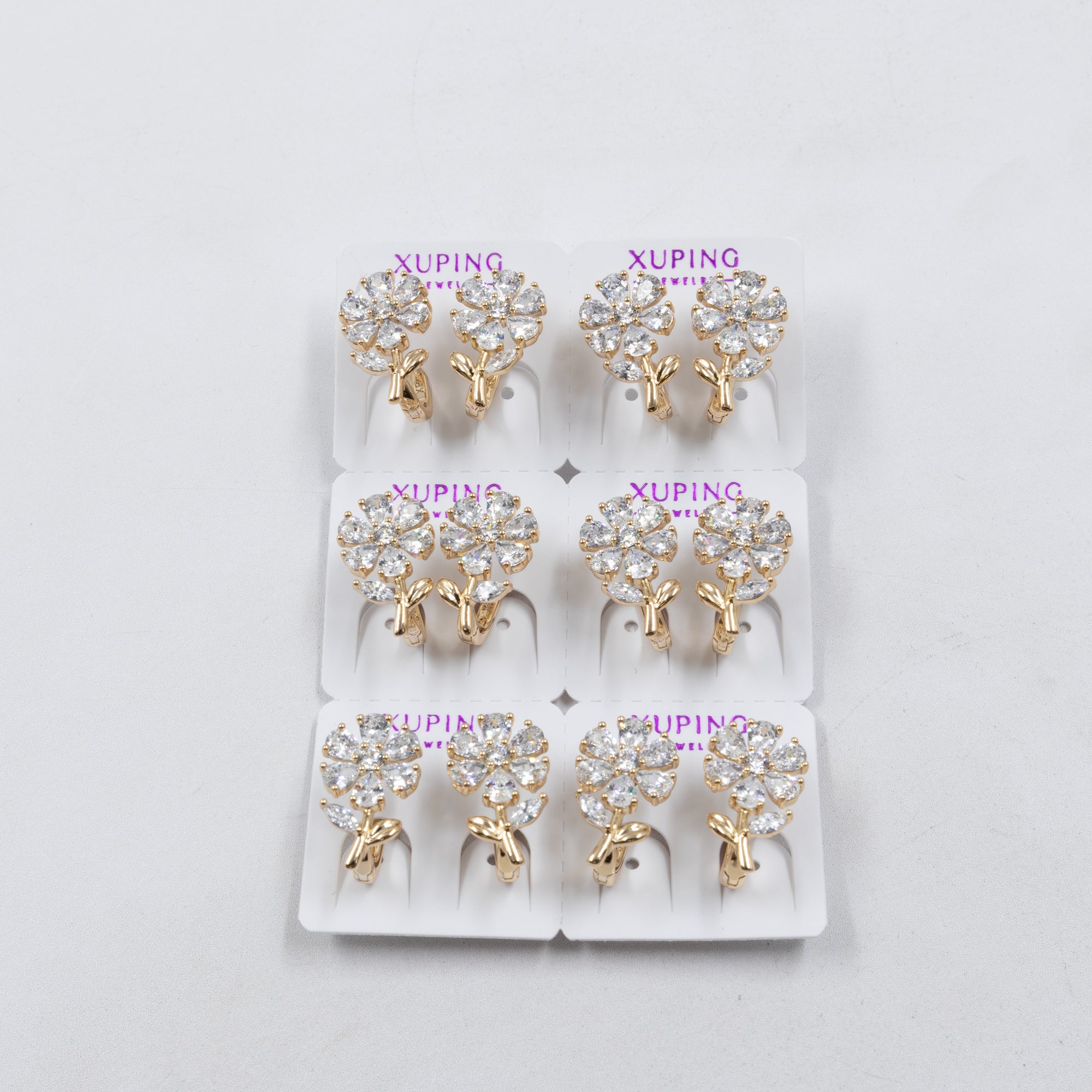 Paquete de 6 pares de Aretes Xuping Dorado M22 Oro Laminado