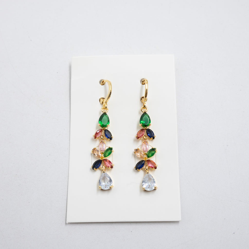 Aretes Largos Dorados con piedras M4 Oro Laminado