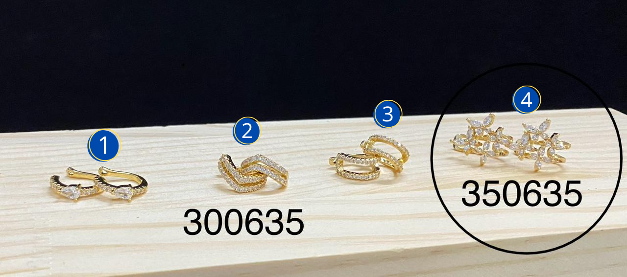 Aretes dorados M5 - Oro Laminado