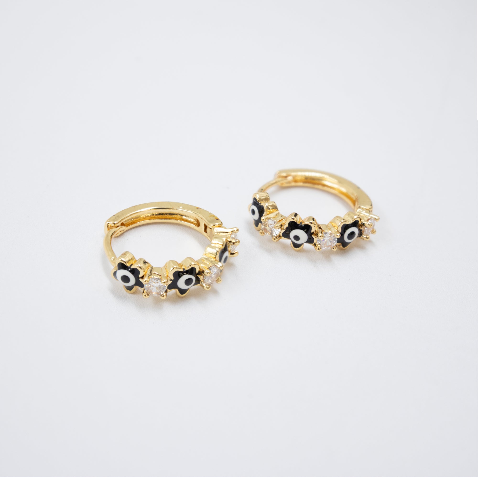 Arete Dorado de Ojo Turco con Piedras M3 Oro Laminado