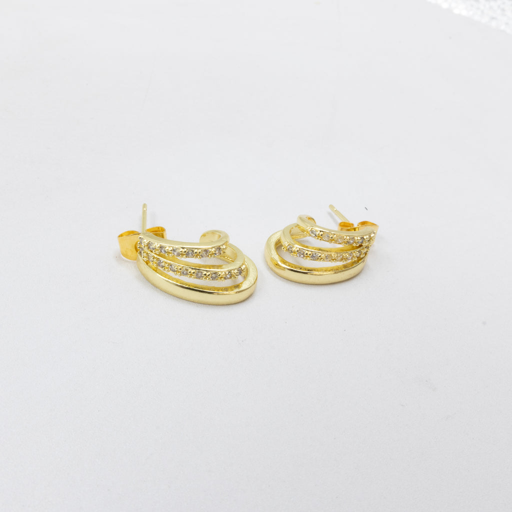 Aretes Dorados Caja 2 01/06/26 M2 Oro Laminado