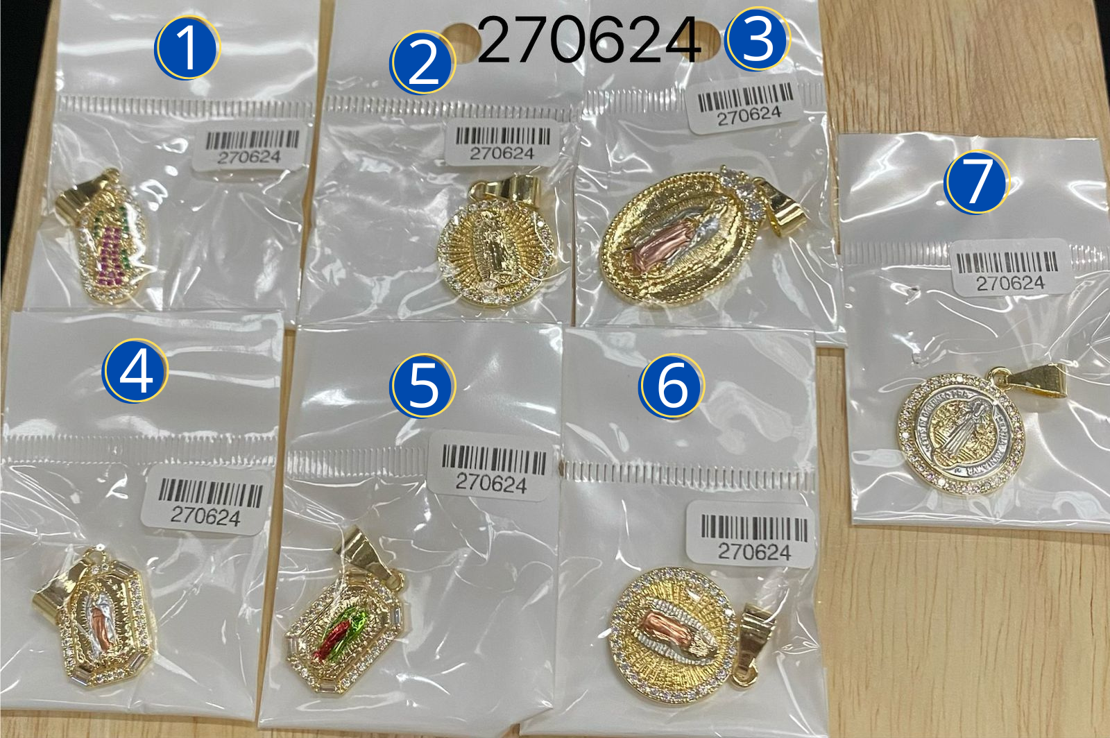 Dijes Religiosos Dorados M9 Oro Laminado