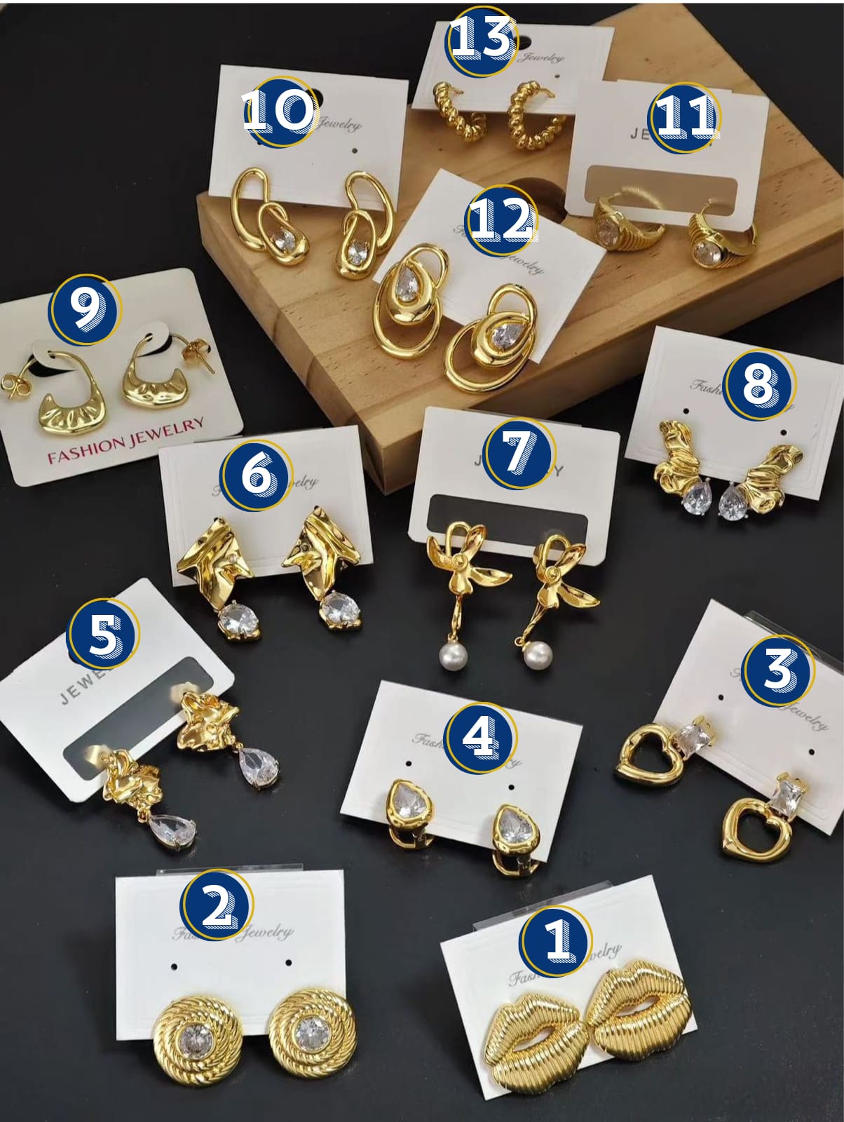 Aretes Dorados Elegantes M4 Oro Laminado