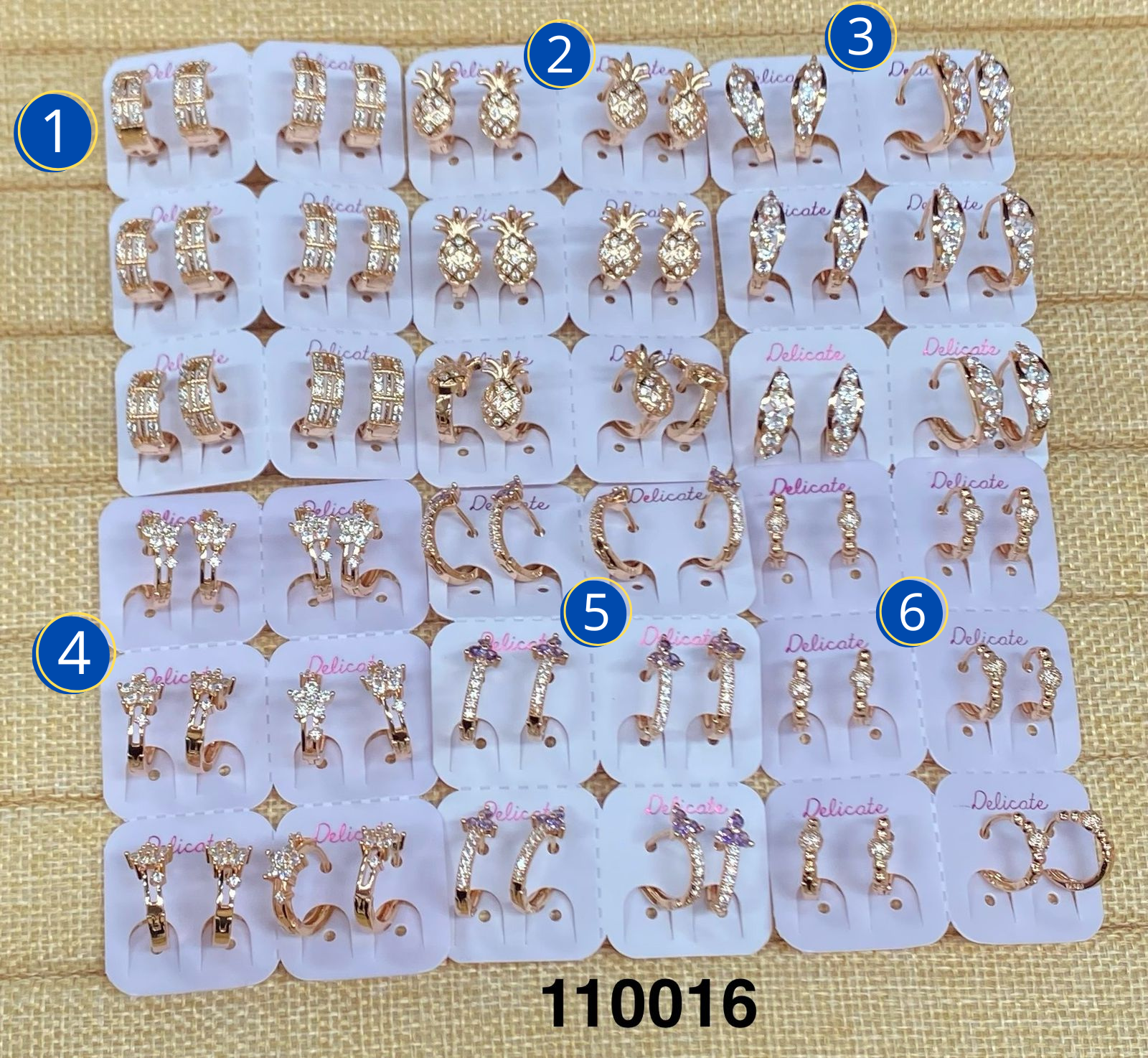 Aretes dorados Paquete de 6 M21 - Oro Laminado