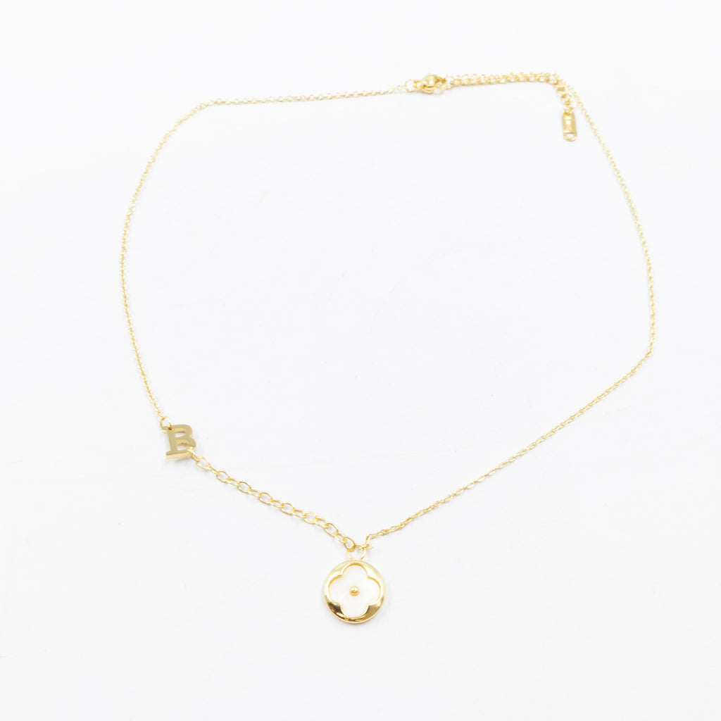 Collares Dorados con dijes de letra A,B,C y dije de Trebol M1 Oro Laminado