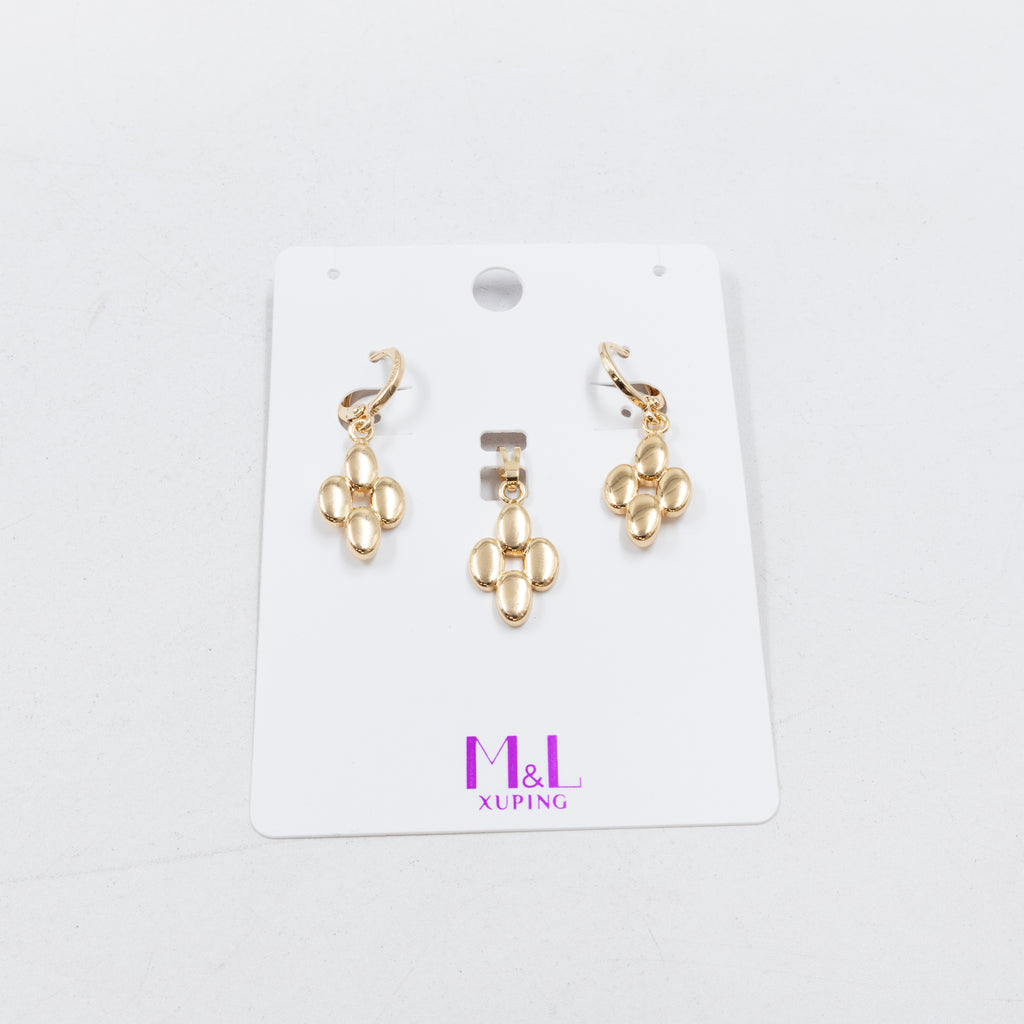 Conjunto de de Aretes y Dije M4 Oro Laminado