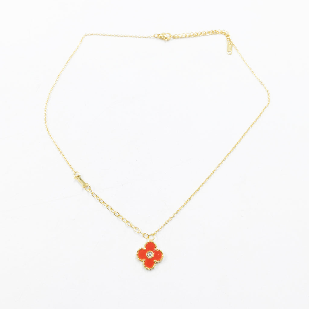 Collar de Dije de Trebol y letra G,I,J M3 Oro Laminado