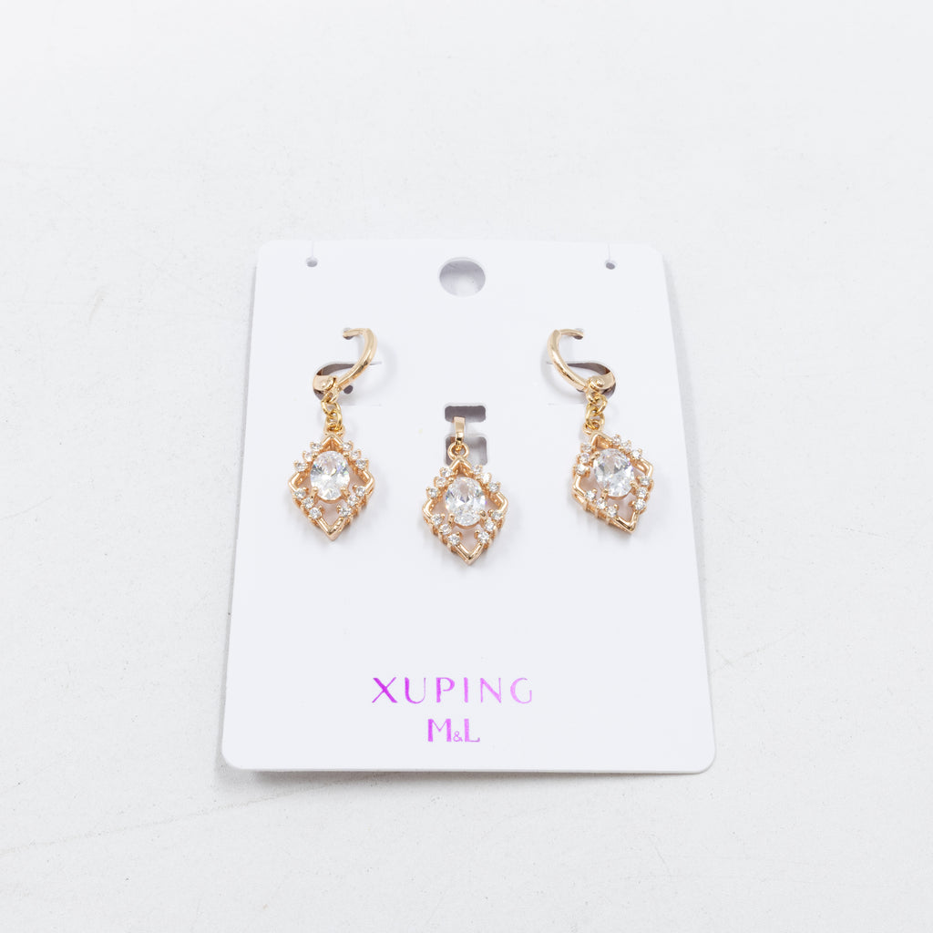 Conjunto de de Aretes y Dije M1 Oro Laminado