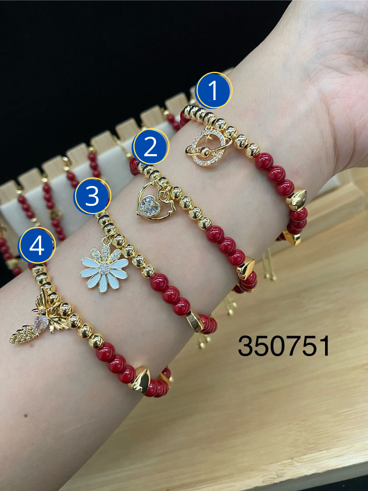 Pulseras con dijes M6 ORO LAMINADO