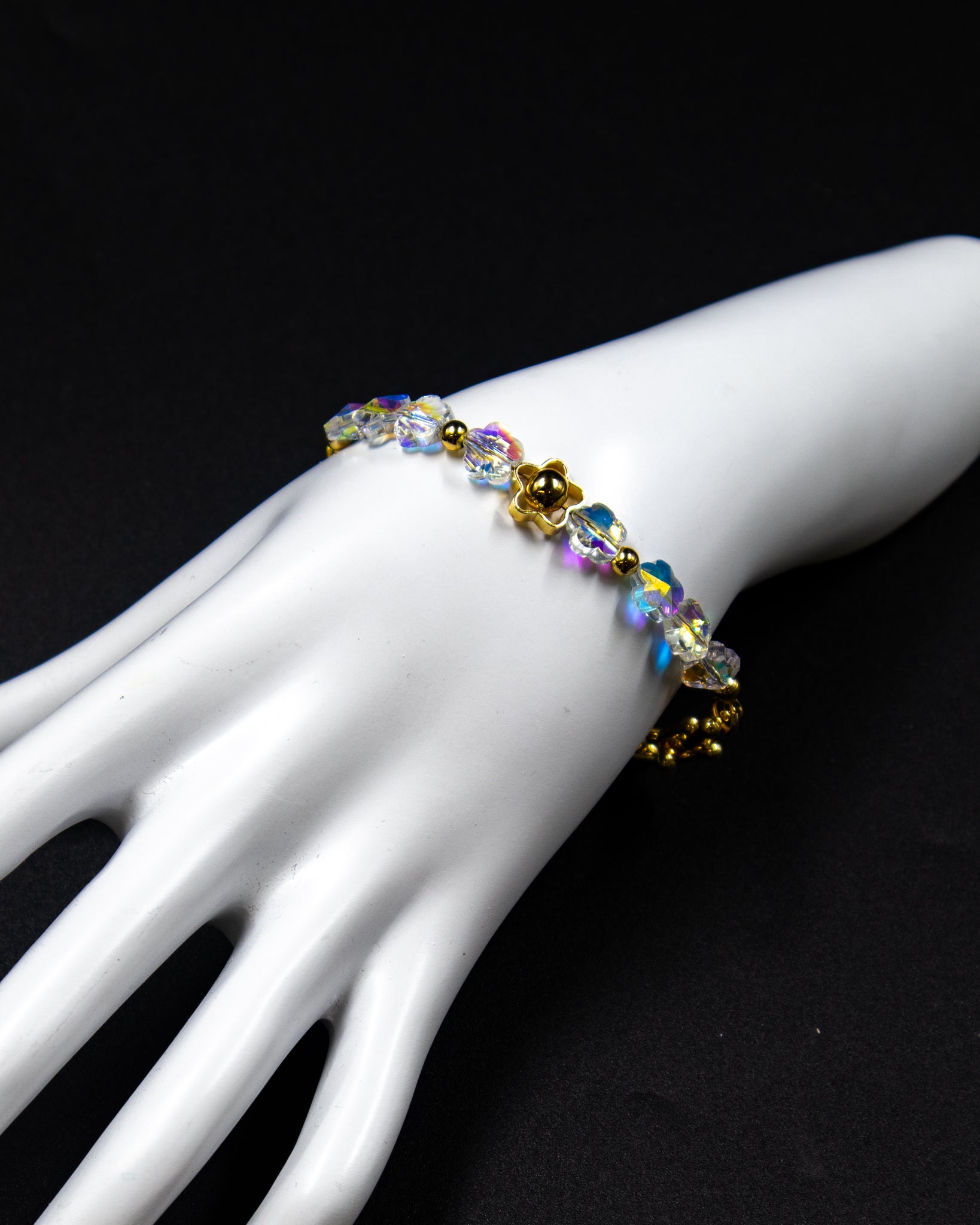 Pulsera con dijes tornasol - M2 Oro Laminado