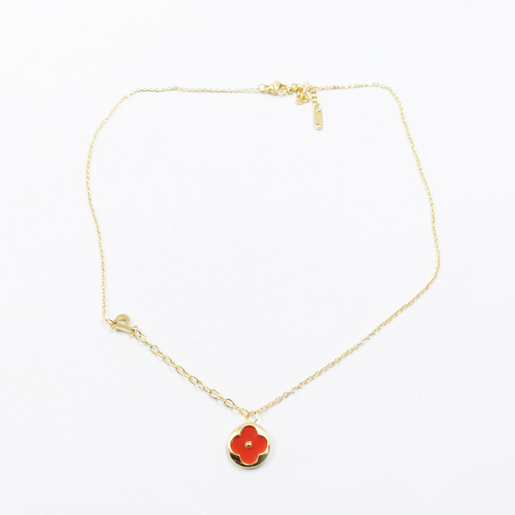 Collares Dorados con dijes de letra N,P,R y dije de Trebol M5 Oro Laminado