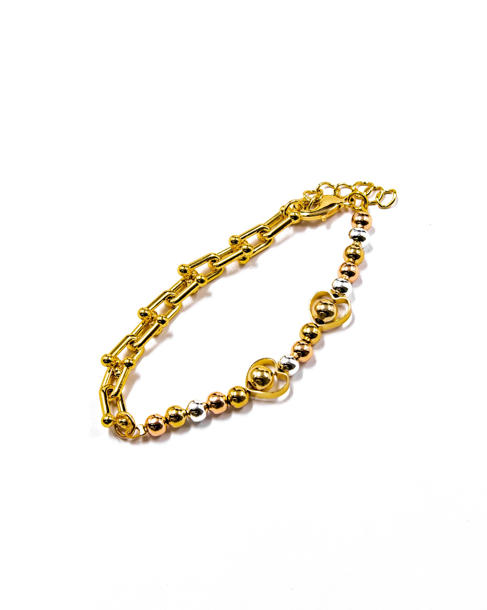 Pulsera Dorada con cuentas y dije - M3 Oro Laminado